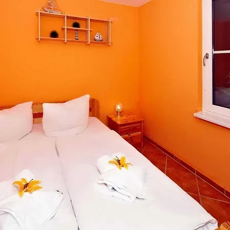 Holiday home Ferienhaus-bergstrasse-ferienwohnung-b2 *